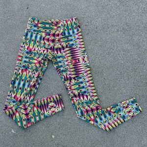 Onzie Colorful Leggings Bold Yoga Psychedelic Print ikat-style geometric size XS